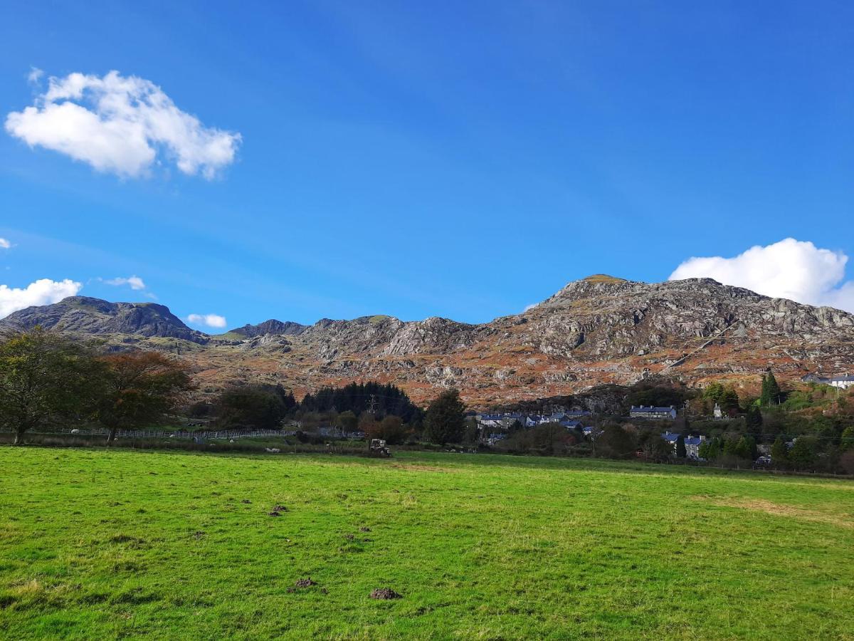 Bwthyn Ger Afon Riverplace Cottage Blaenau Ffestiniog Ngoại thất bức ảnh