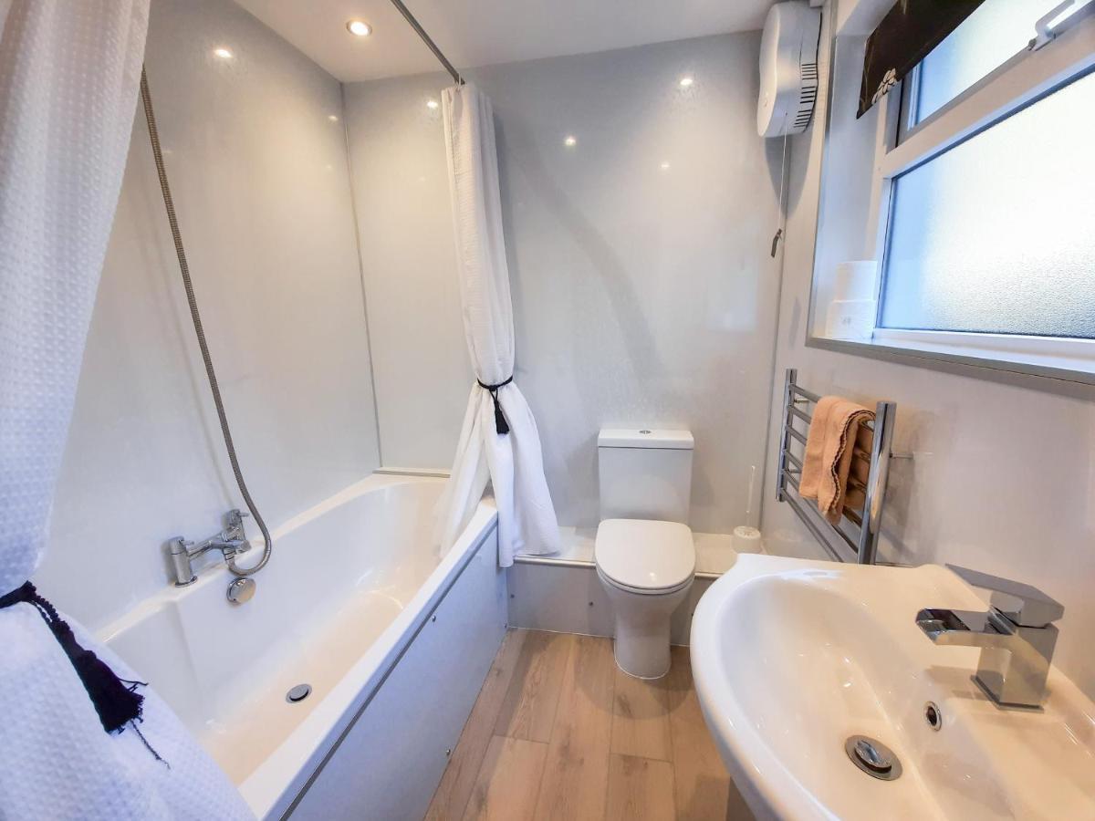 Bwthyn Ger Afon Riverplace Cottage Blaenau Ffestiniog Ngoại thất bức ảnh